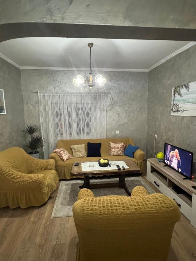 Vila Kuca Za Odmor Nikšić Exteriér fotografie