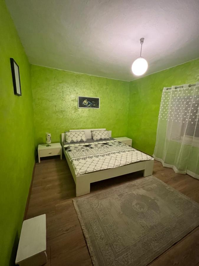 Vila Kuca Za Odmor Nikšić Exteriér fotografie